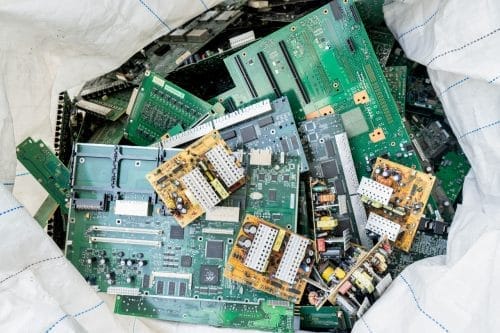 COMIMTEL Impacta: 18 Toneladas de Tarjetas Electrónicas Rumbo a UMICORE en Bélgica